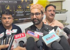 Mirwaiz Umar Farooq Opposes Book Bans, Says Democracy Thrives on Debate, Not Censorship