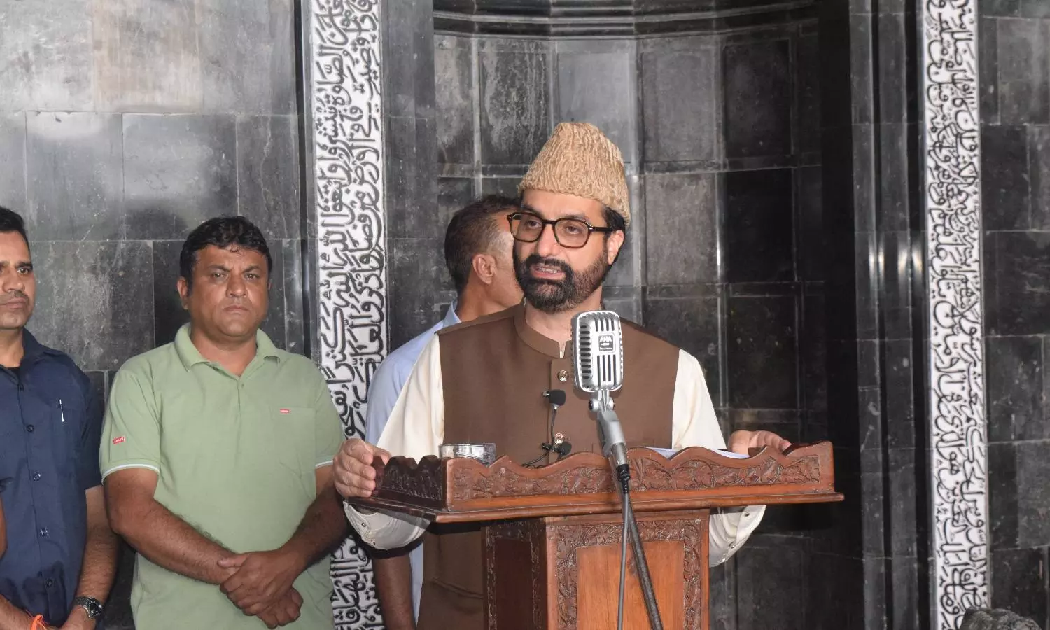 Mirwaiz Umar Farooq Urges India and Pakistan to Resume Dialogue, Says Peace Can Only Come Through Talks