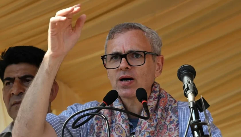 Omar Abdullah Backs India–Pakistan Dialogue as BJP Reiterates ‘No Talks Until Terror Ends’: Kashmir’s Political Divide Deepens