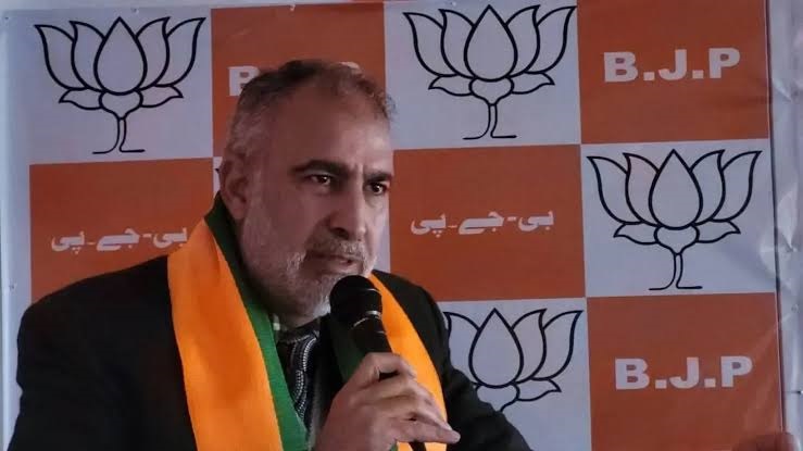BJP Suspends Pulwama Chief After Extortion FIR: ₹5 Lakh Demand, PSA Threat Alleged