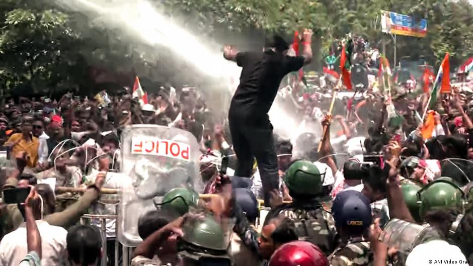 Jharkhand Exam Row Explodes: Students Clash With Police Outside Assembly as Recruitment Crisis Deepens