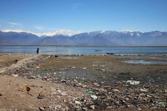 Kashmir’s Lakes Are Choking: Sewage, Waste and Encroachment Push Dal, Anchar, Manasbal and Wular Towards an Ecological Crisis