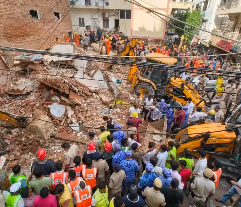 Delhi Building Collapse in Satya Niketan: 6 Dead, 13 Rescued as Rescue Ops Enter Day 2