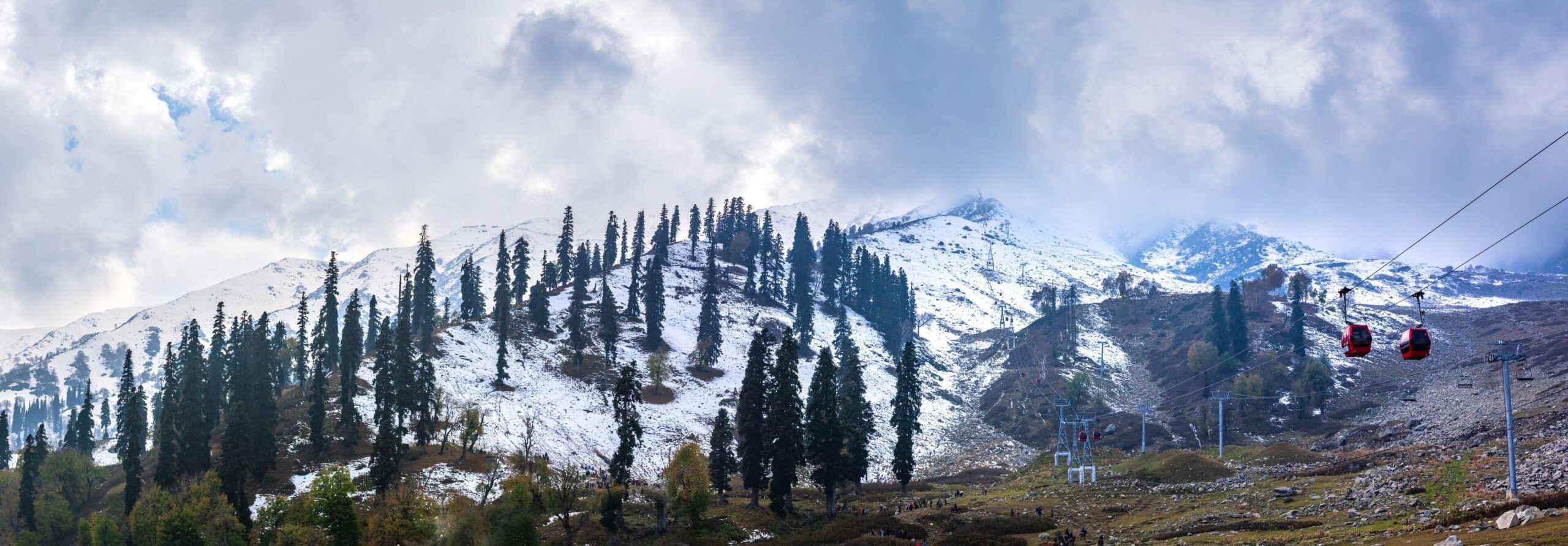 Kashmir Weather Shift: First Snowfall Hits Gulmarg, Gurez Amid Valley Rain