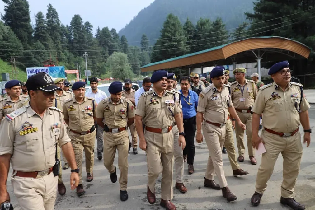 Srinagar Security Grid Gets a Review: IGP Orders Naka Realignment to Ease Traffic