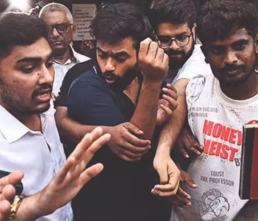 CJP Founder Abhijeet Dipke, Saurav Das and Ashutosh Ranka Detained at Delhi Airport