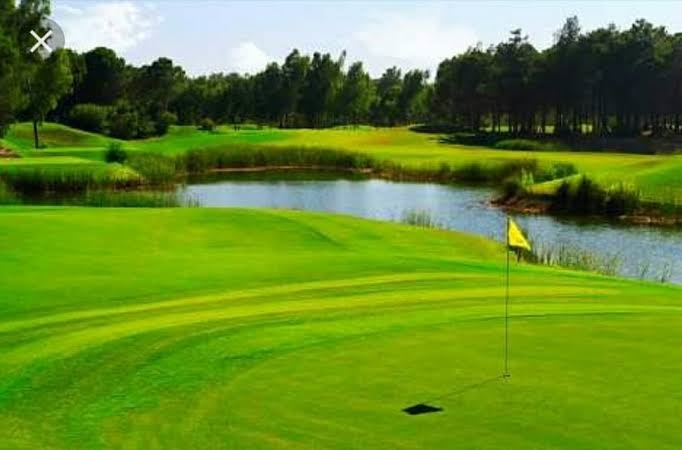 Kashmir Golf Club Row: Who Should Benefit From ₹2 Crore in Public Support?