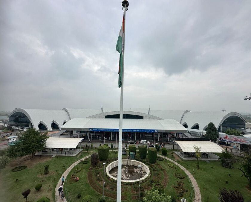 Srinagar Airport to Allow Flights After 5 PM as Winter Schedule Begins October 25